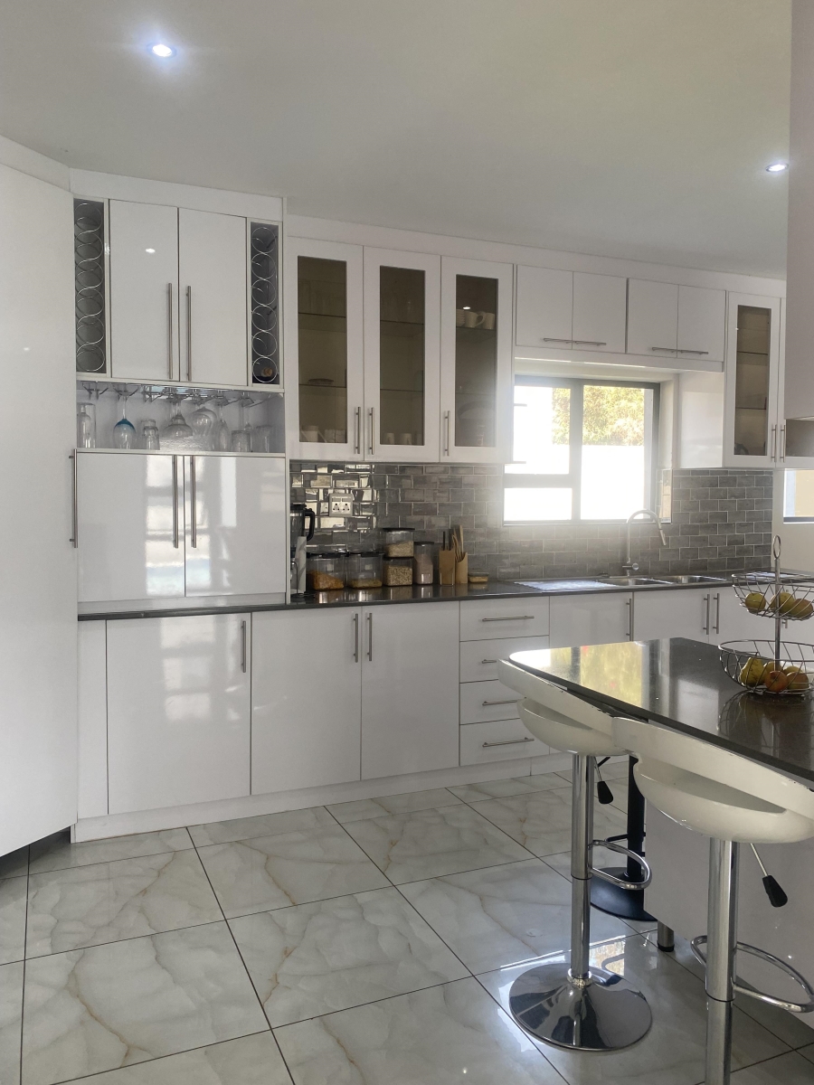 4 Bedroom Property for Sale in Xanadu Eco Park North West